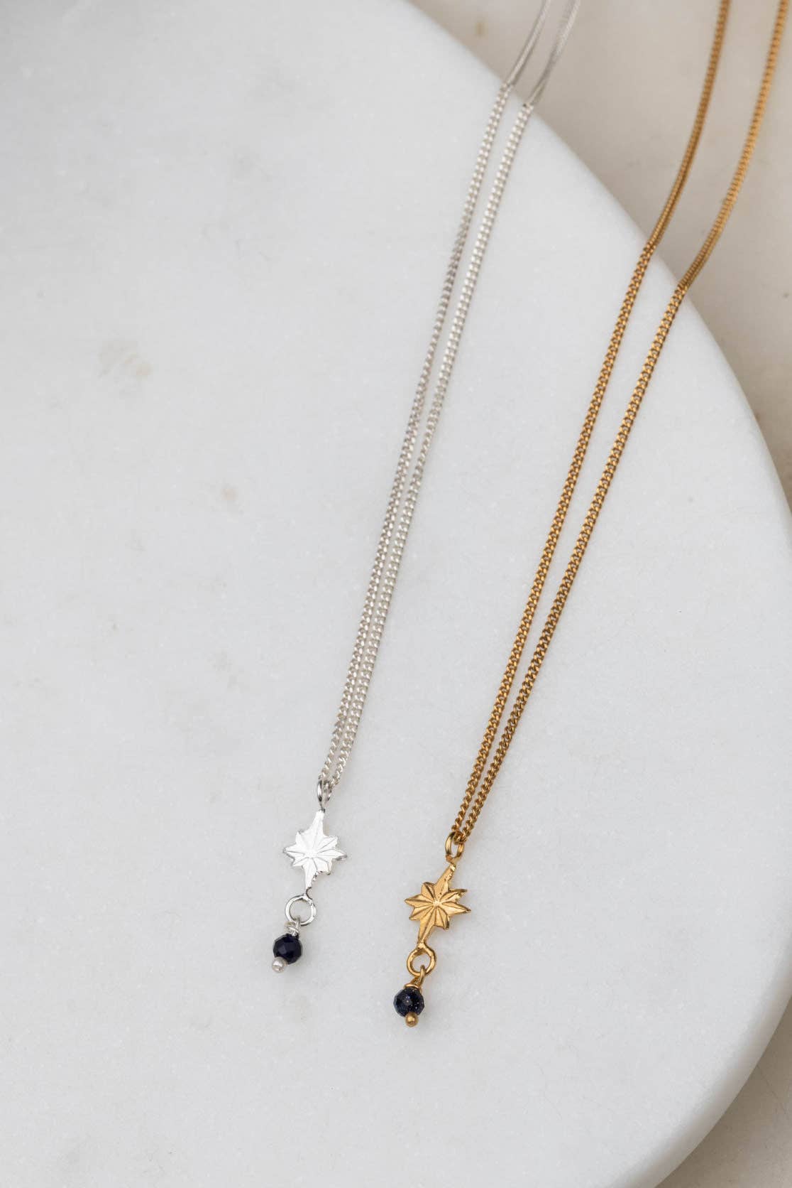 Star Pendant Necklace With Bead