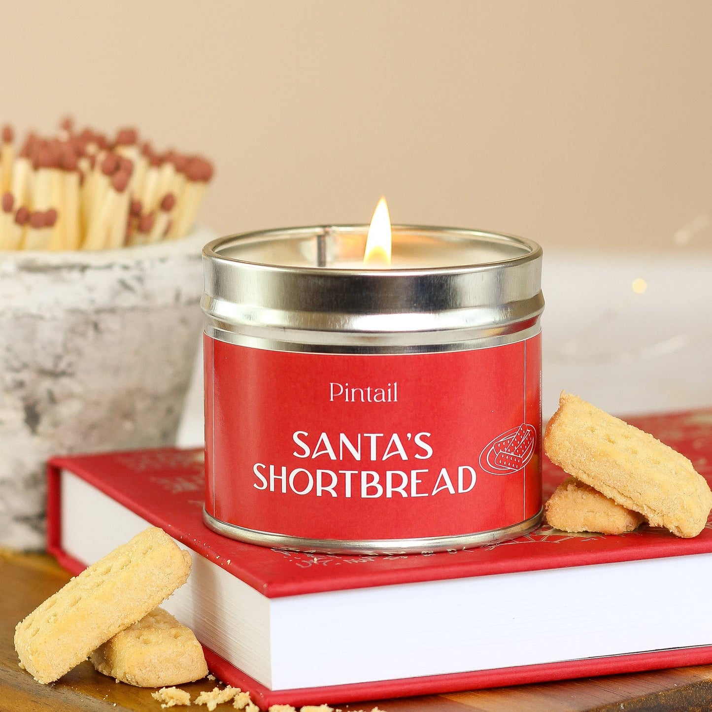 Santa's Shortbread Classic Tin Candle (220g)