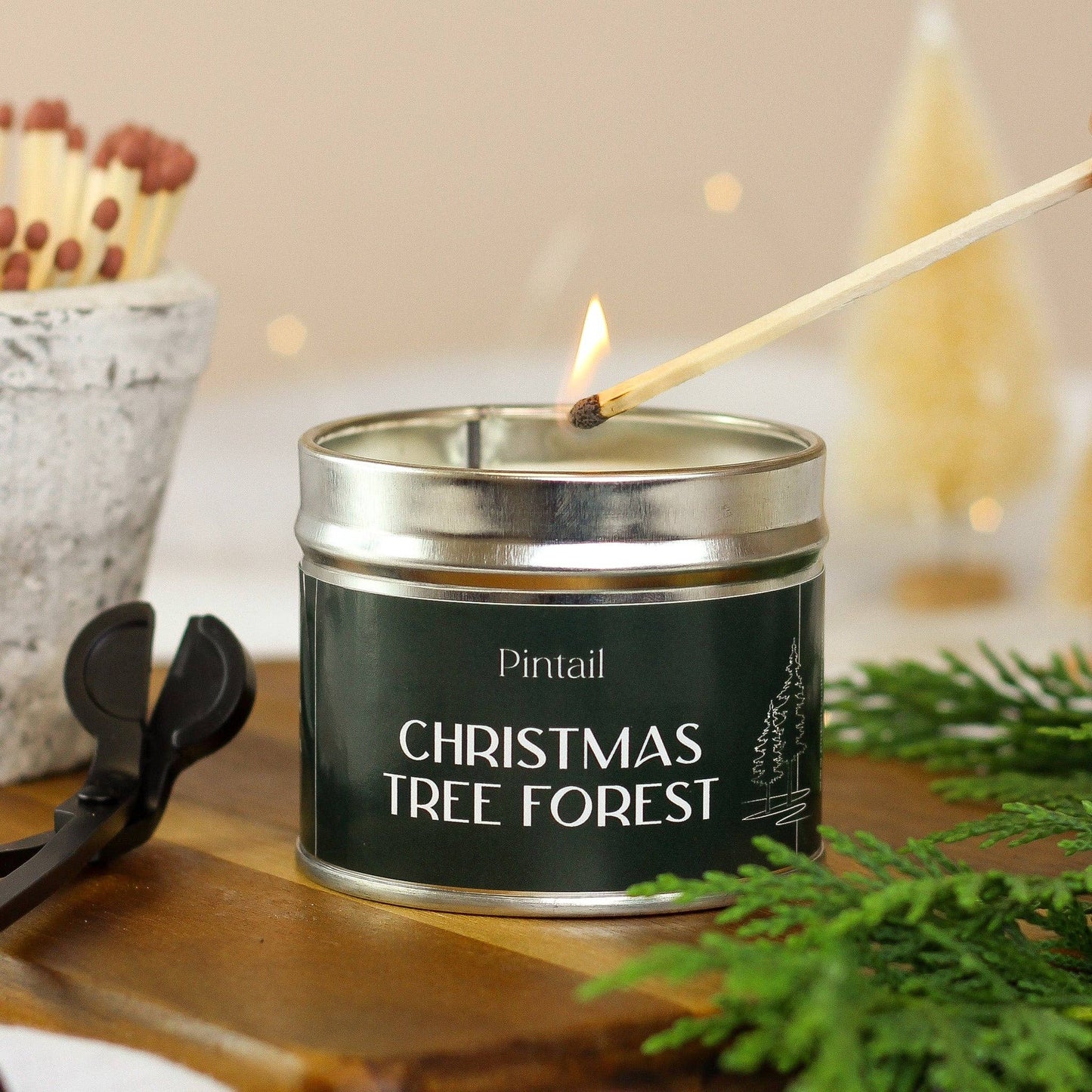 Christmas Tree Forest Classic Tin Candle (220g)